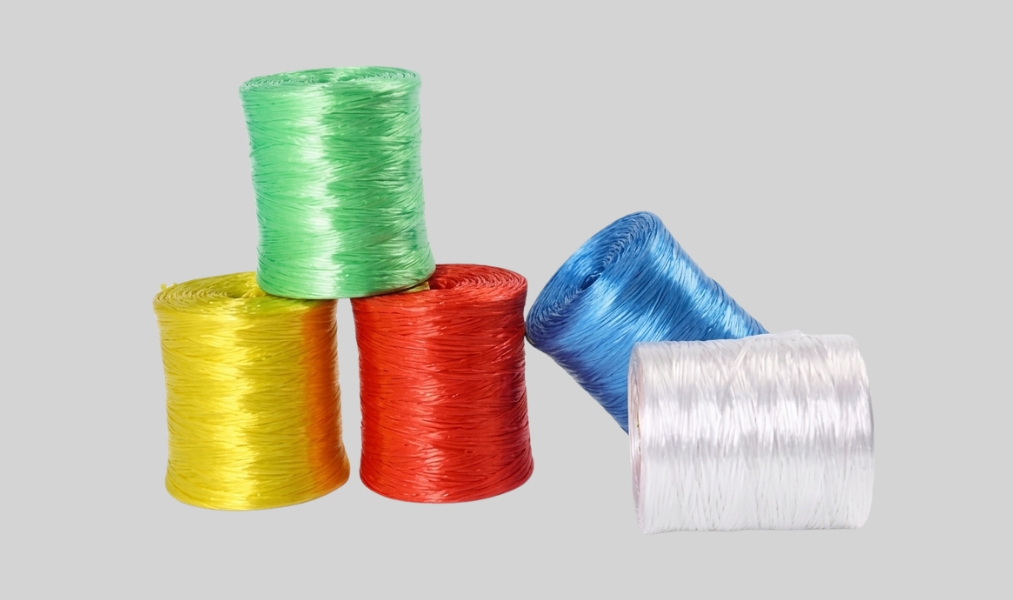Plastic Sutli